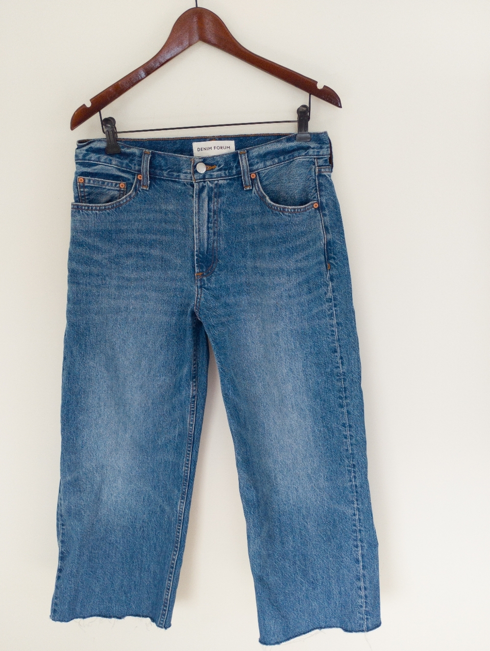 Aritzia Denim Forum The '90s Vintage Lo-Rise Baggy Tapered Jeans 29 Raw Hem